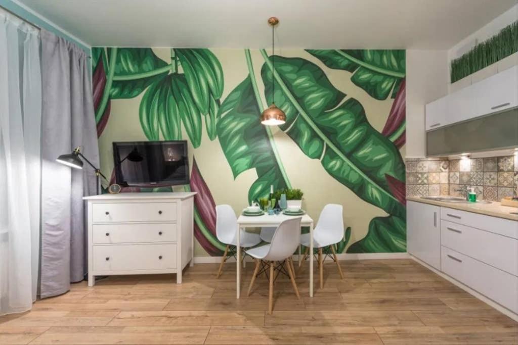 Cozy Modern Studio Green Apartment In Old Town Krasków Exterior foto