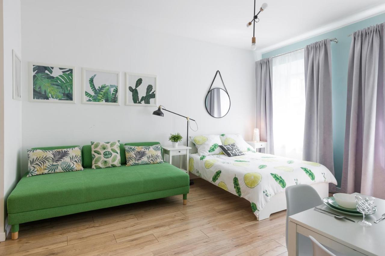 Cozy Modern Studio Green Apartment In Old Town Krasków Exterior foto